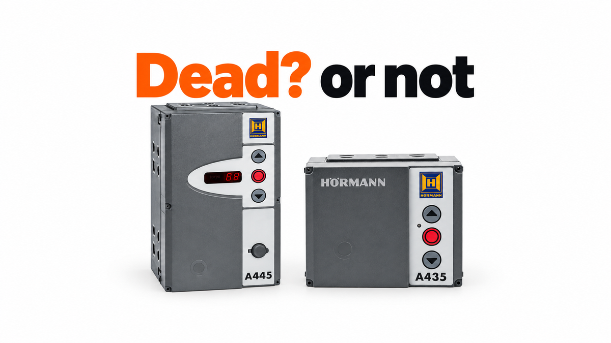 Hörmann A445 and A435 door controllers side by side with the heading Dead? or not